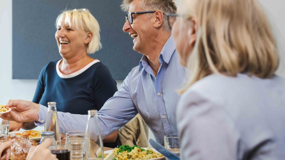 GIG employees at the communal lunch table – enjoy your meal!